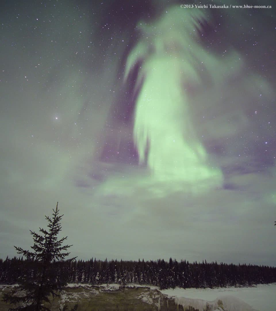 APOD: Ghost Aurora over Canada - October 31, 2016