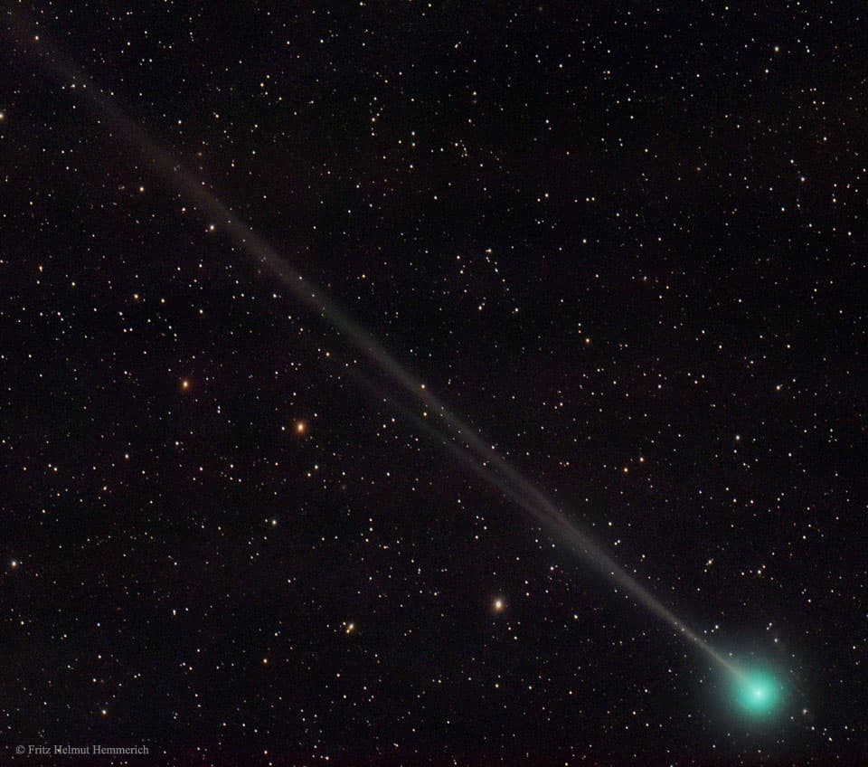 APOD: Comet 45P Returns - January 2, 2017
