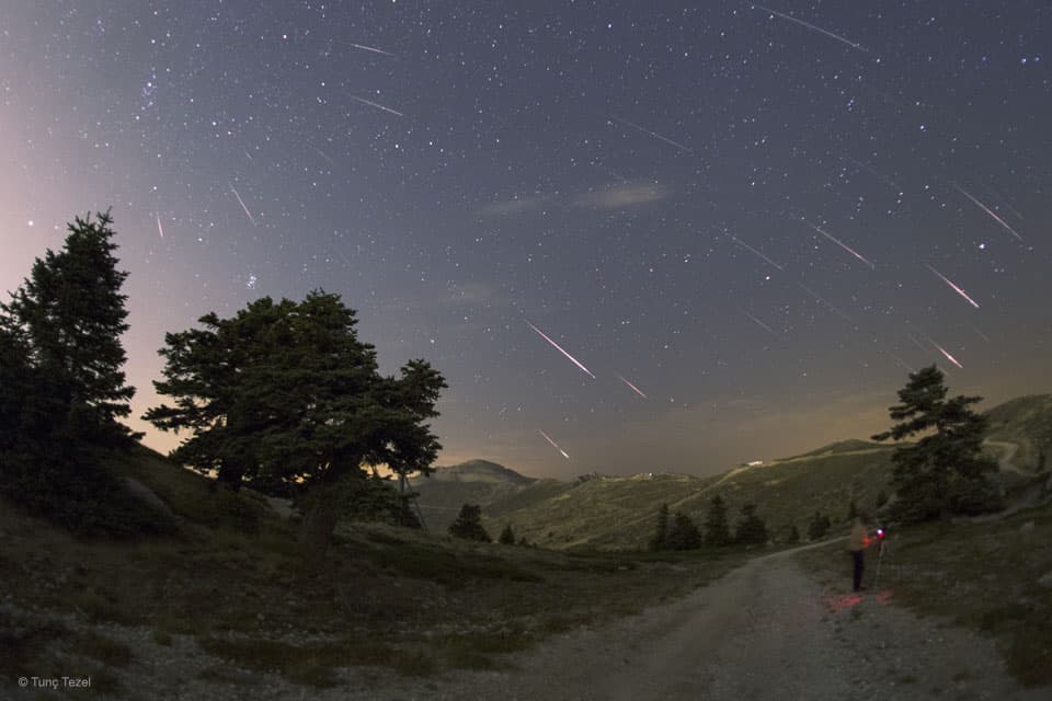 APOD: Perseid Meteors over Turkey - August 1, 2017