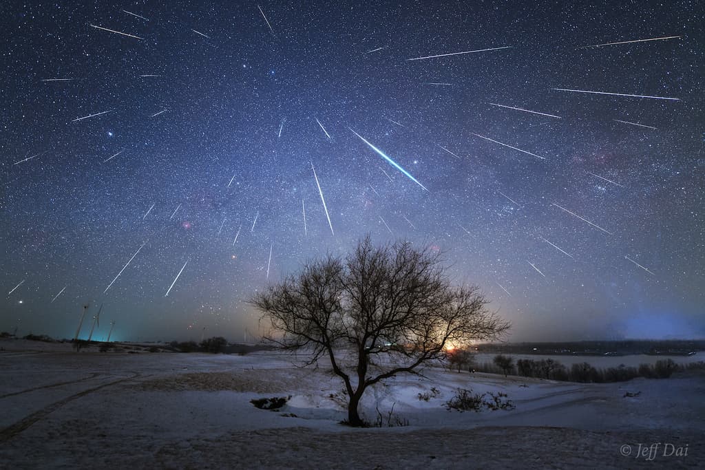 APOD: Gemini's Meteors - December 22, 2017