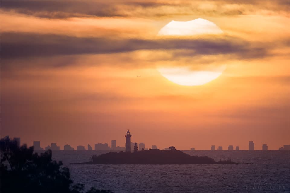 APOD: A Partial Solar Eclipse over Buenos Aires - February 20, 2018