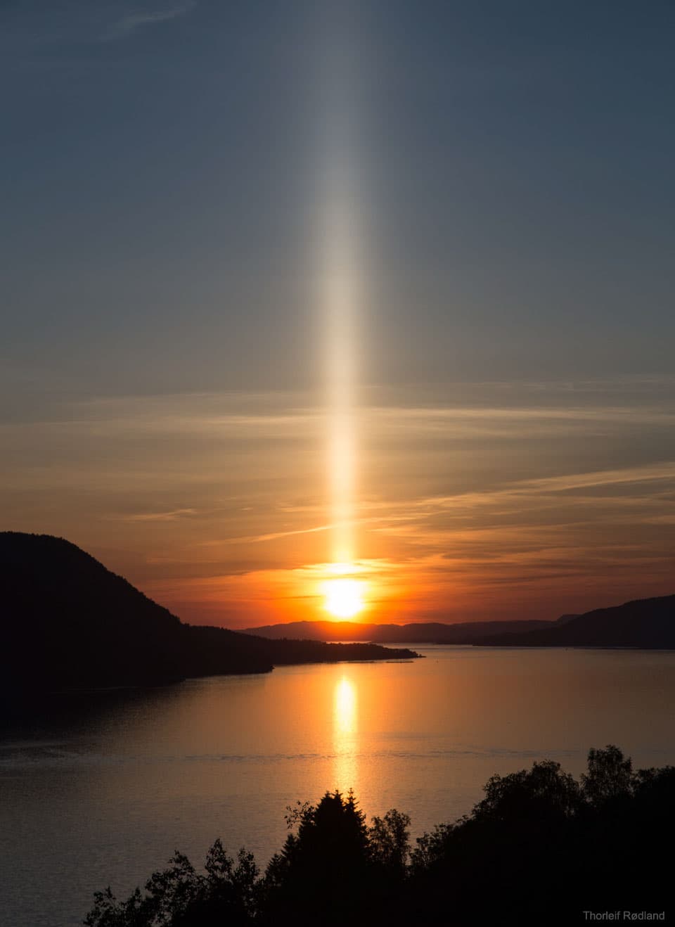 APOD: A Sun Pillar over Norway - June 6, 2018