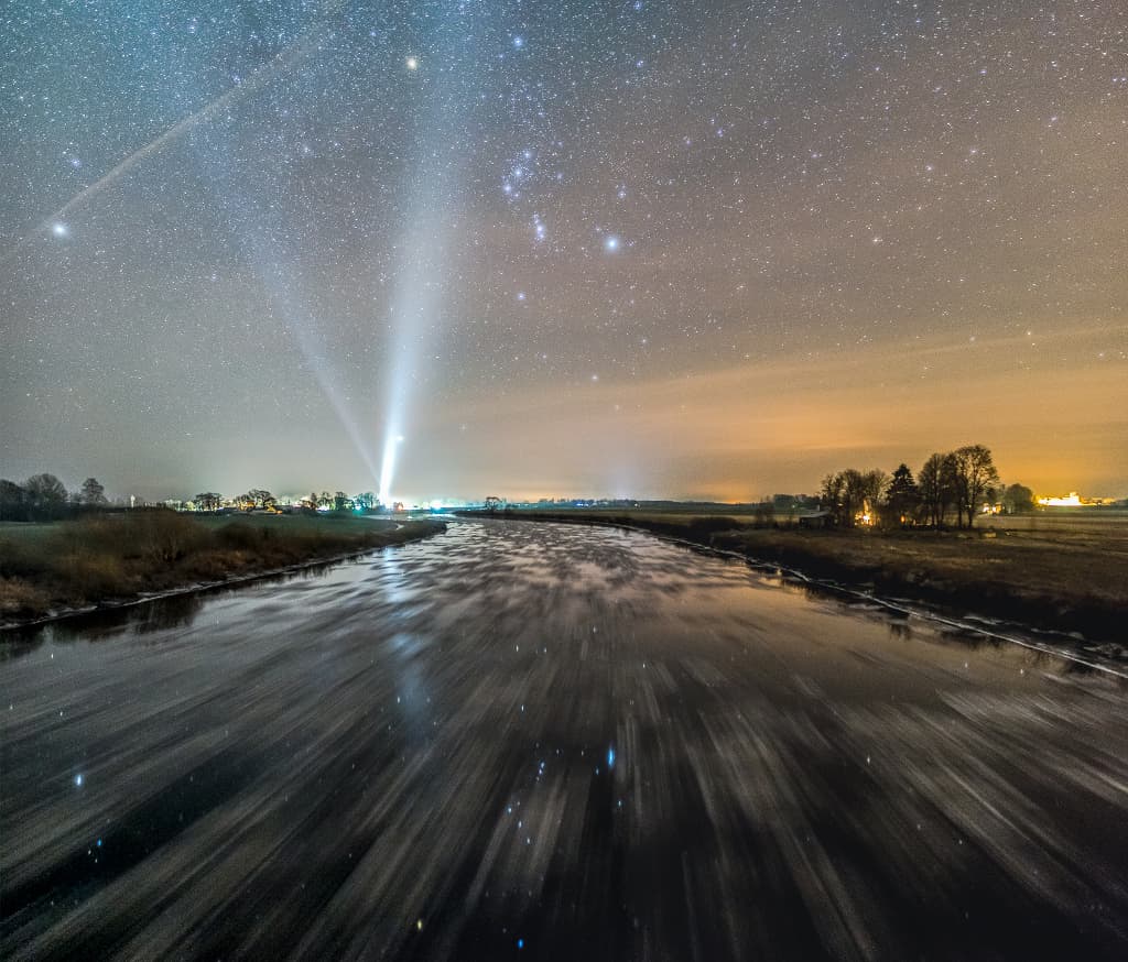 APOD: A Cold River to Orion - November 30, 2018