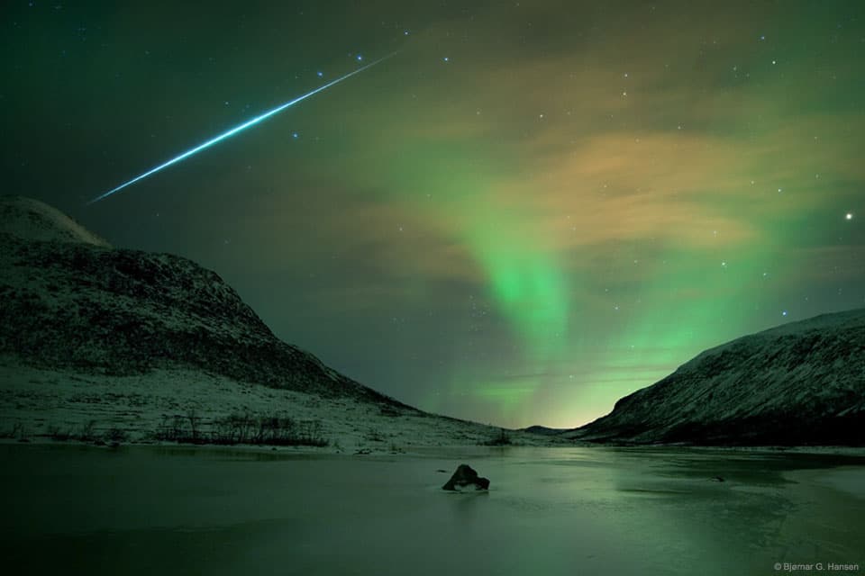 APOD: Aurora Shimmer, Meteor Flash - December 9, 2018