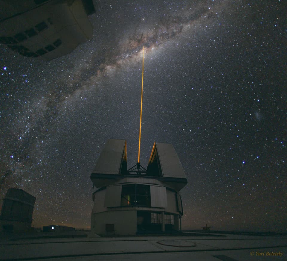 APOD: A Laser Strike at the Galactic Center - January 6, 2019