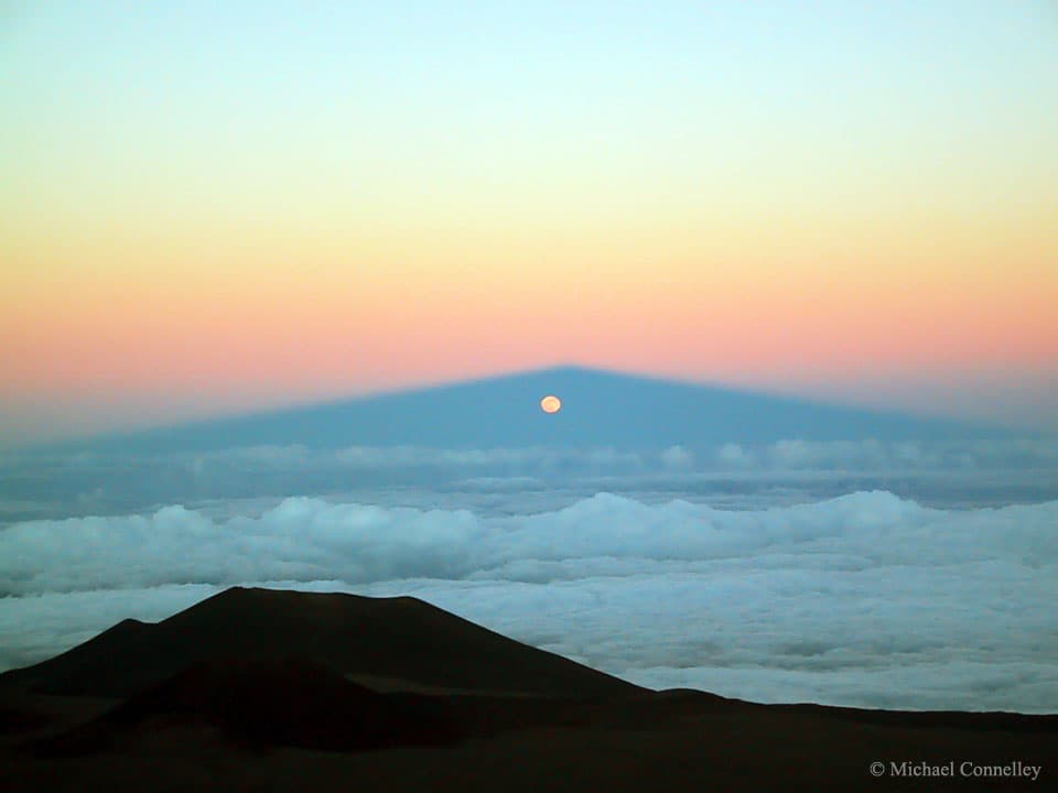 APOD: Moonrise Through Mauna Kea's Shadow - March 10, 2019