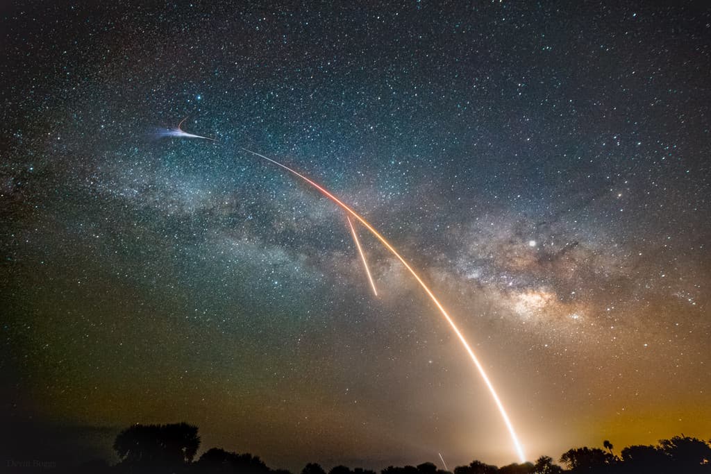 APOD: Milky Way, Launch, and Landing - May 11, 2019