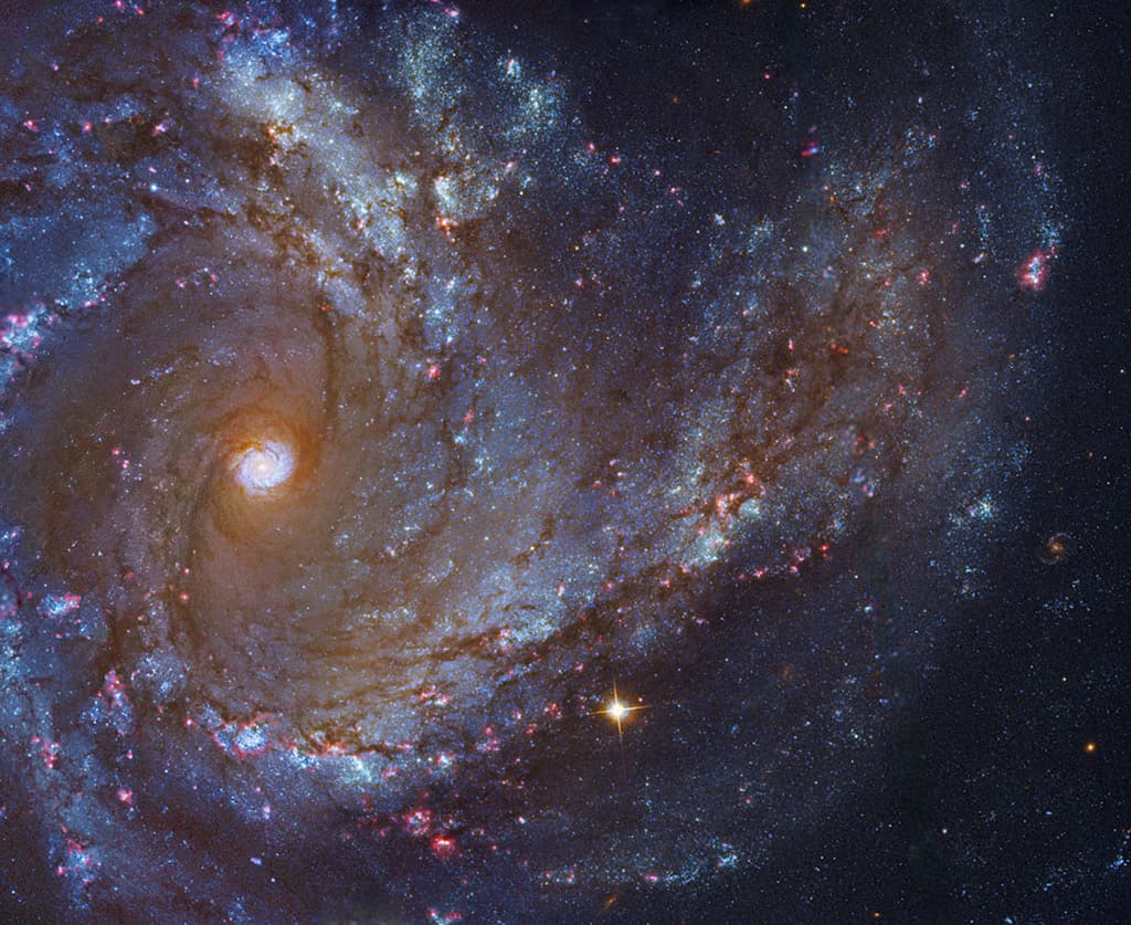 APOD: Messier 61 Close Up - August 28, 2019