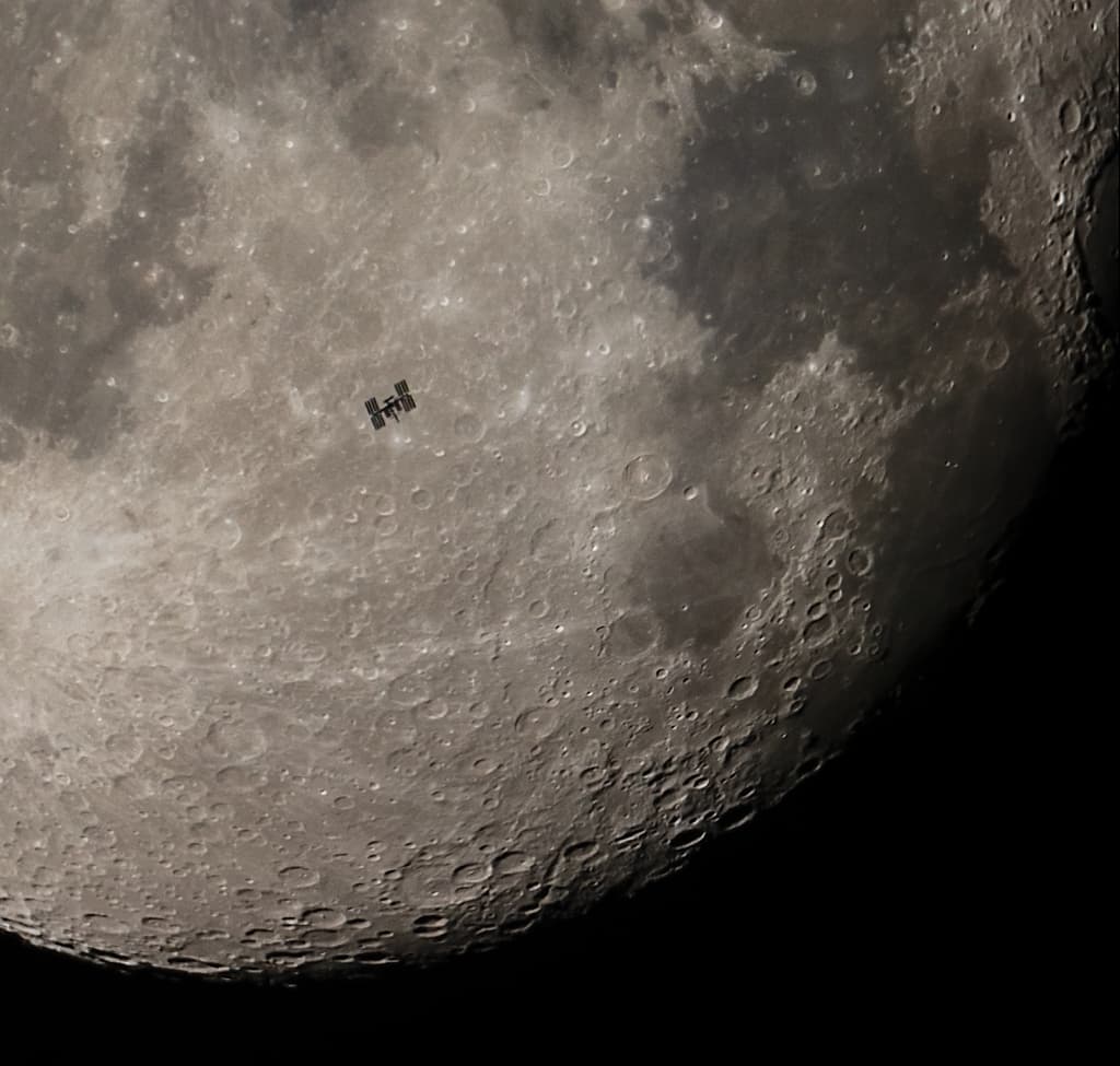 APOD: Moon over ISS - November 6, 2020