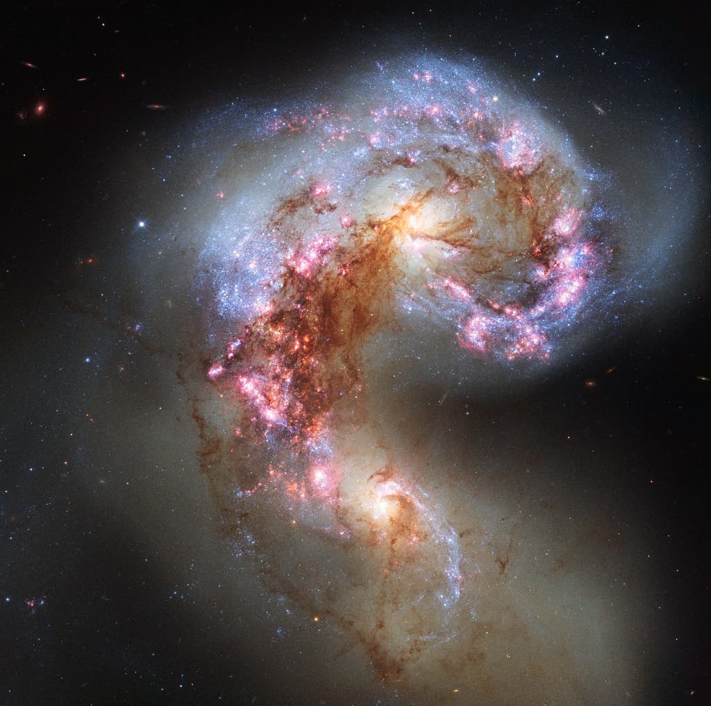 APOD: The Antennae Galaxies in Collision - December 3, 2020