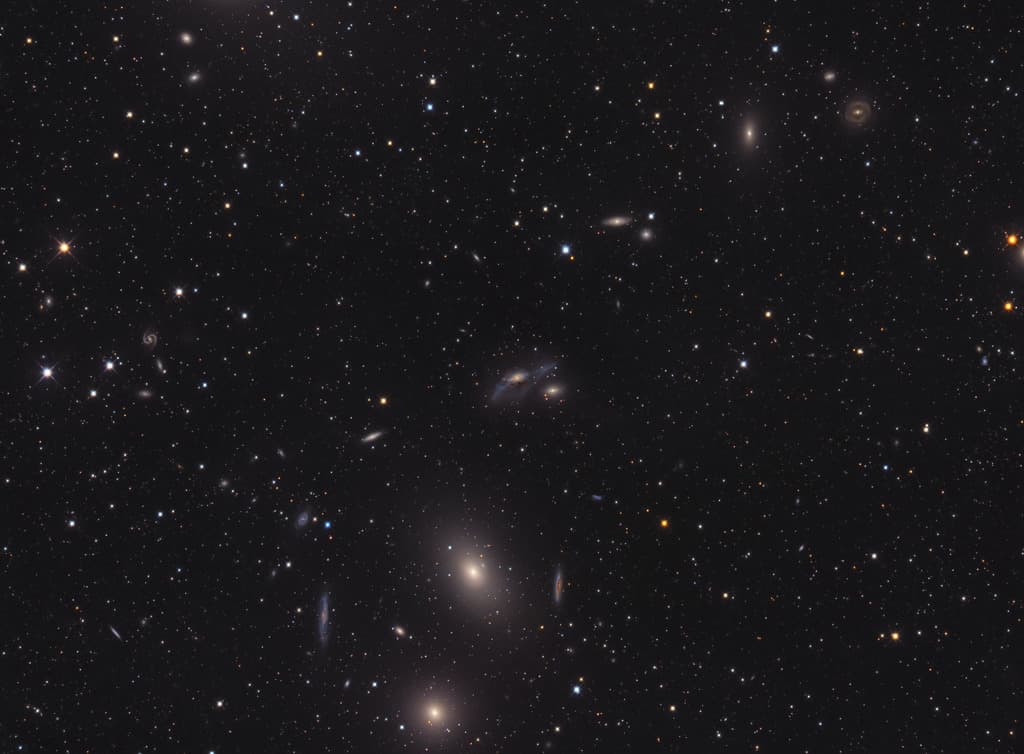 APOD: Markarian's Chain - May 22, 2021