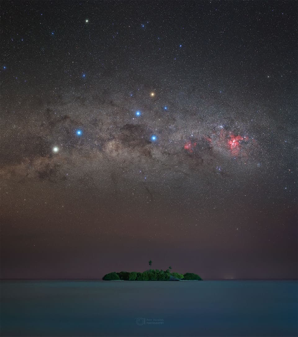 APOD: Gems of a Maldivean Night - March 28, 2022
