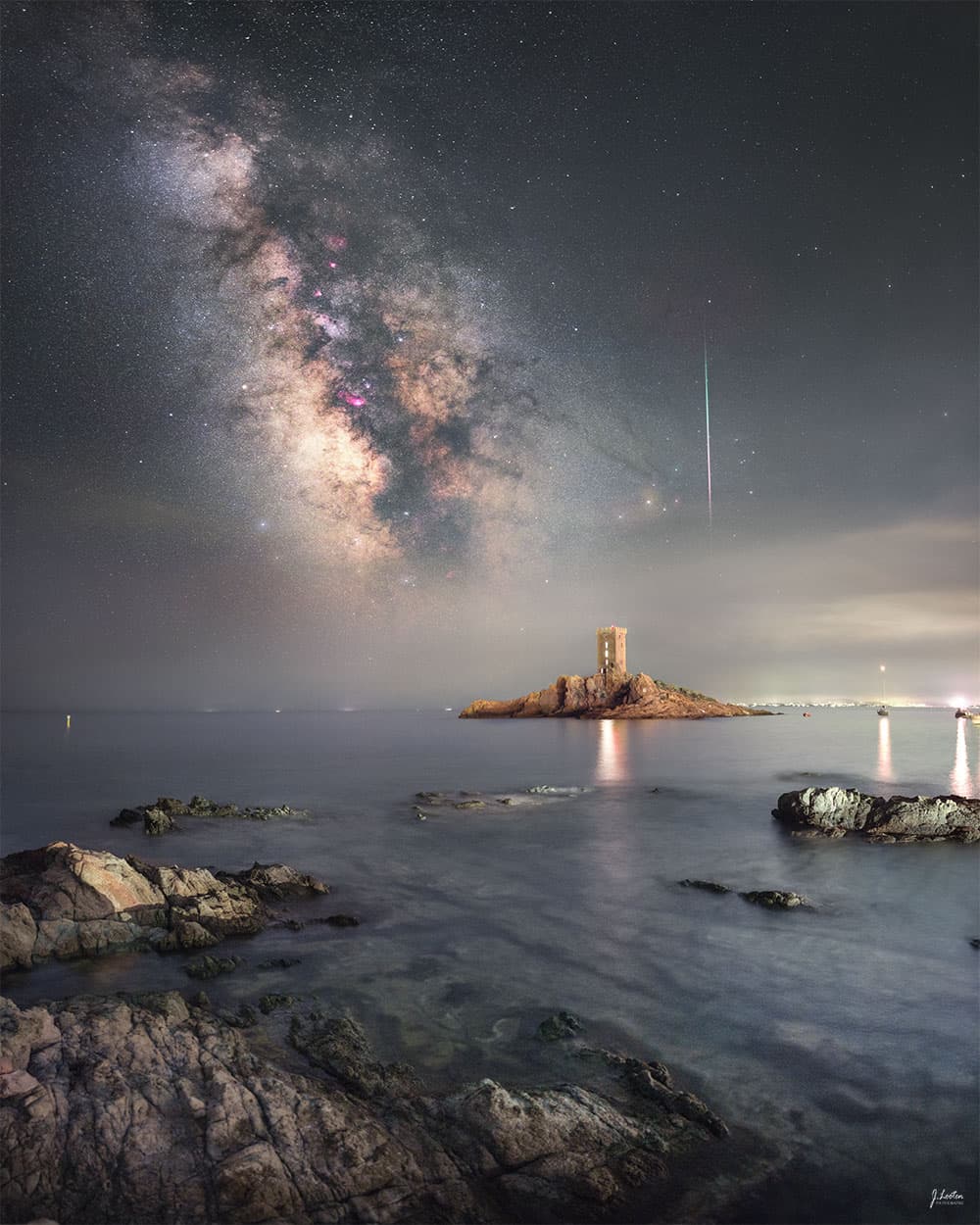 APOD: Meteor & Milky Way over the Mediterranean - August 23, 2022