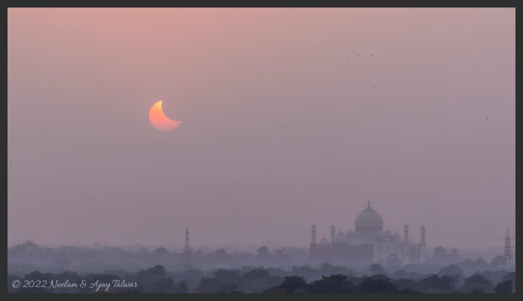 APOD: Sunset, Moonset, Taj Mahal - October 27, 2022
