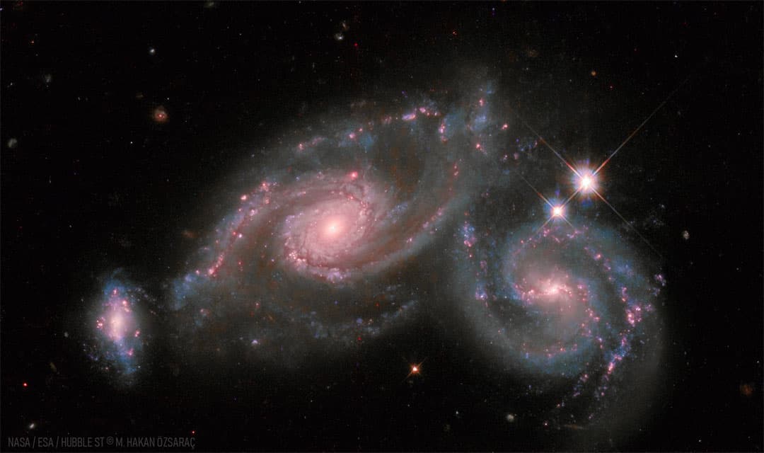 APOD: The Colliding Spiral Galaxies of Arp 274 - January 23, 2023