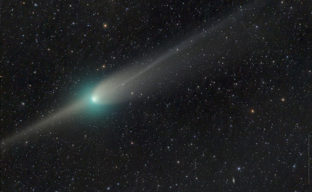 APOD: Comet ZTF: Orbital Plane Crossing - January 27, 2023