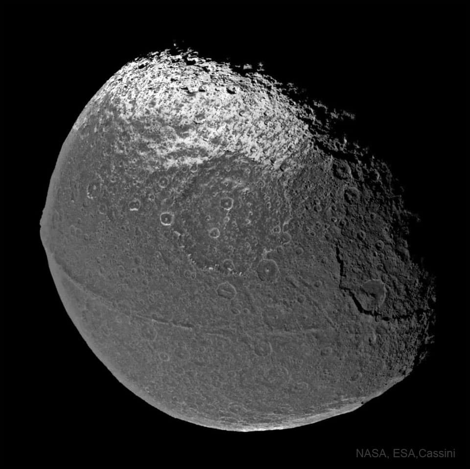 APOD: Saturn's Iapetus: Moon with a Strange Surface - February 26, 2023