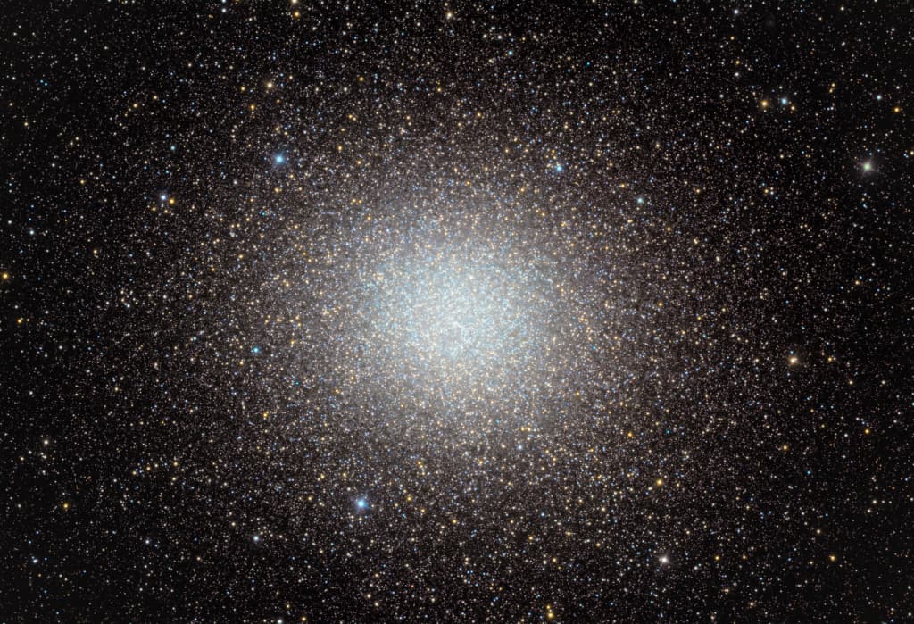 APOD: Millions of Stars in Omega Centauri - March 16, 2023