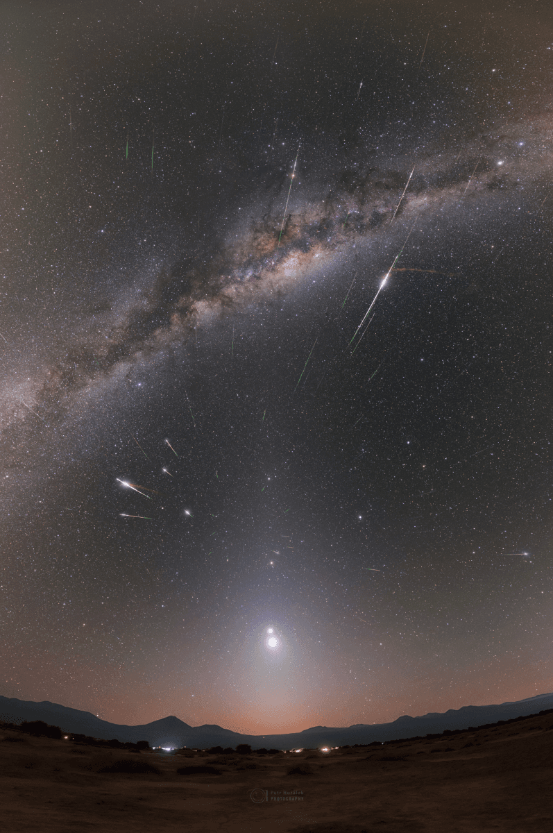 APOD: Halley Dust, Mars Dust, and Milky Way - May 12, 2023