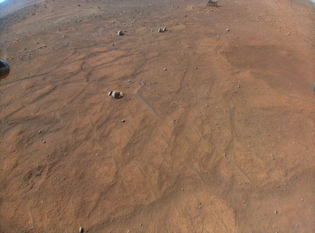 APOD: Five Meters over Mars - August 10, 2023