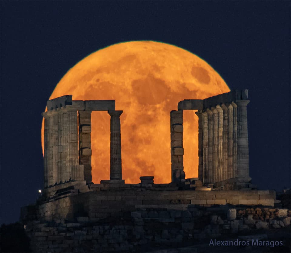 APOD: Supermoon Beyond the Temple of Poseidon - August 20, 2024