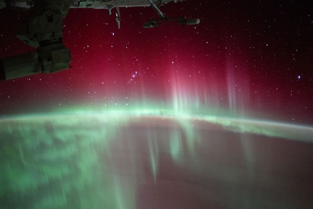 APOD: Aurora Australis and the International Space Station - September 13, 2024
