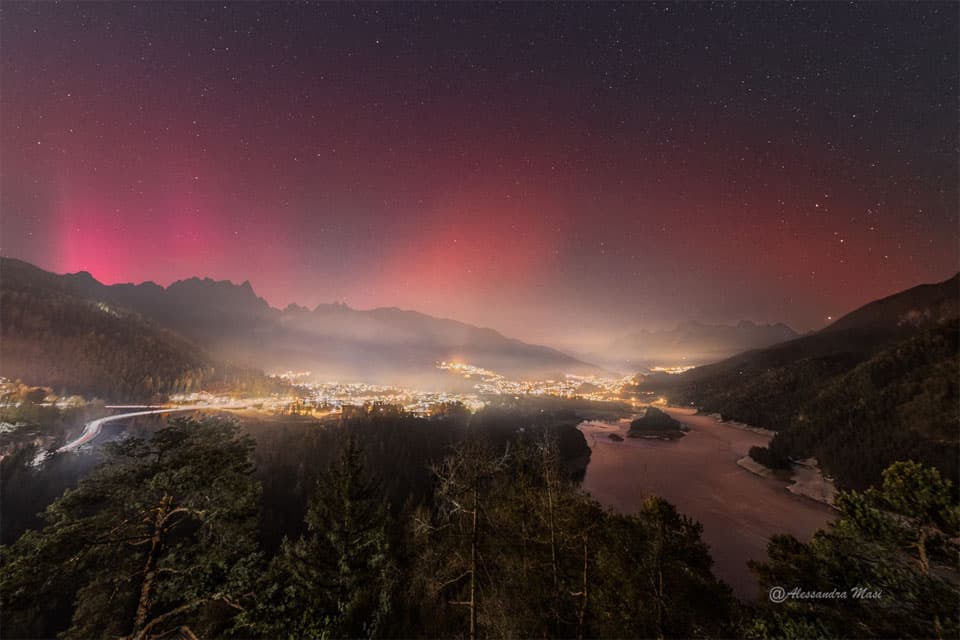 APOD: A New Year's Aurora and SAR Arc - January 7, 2025