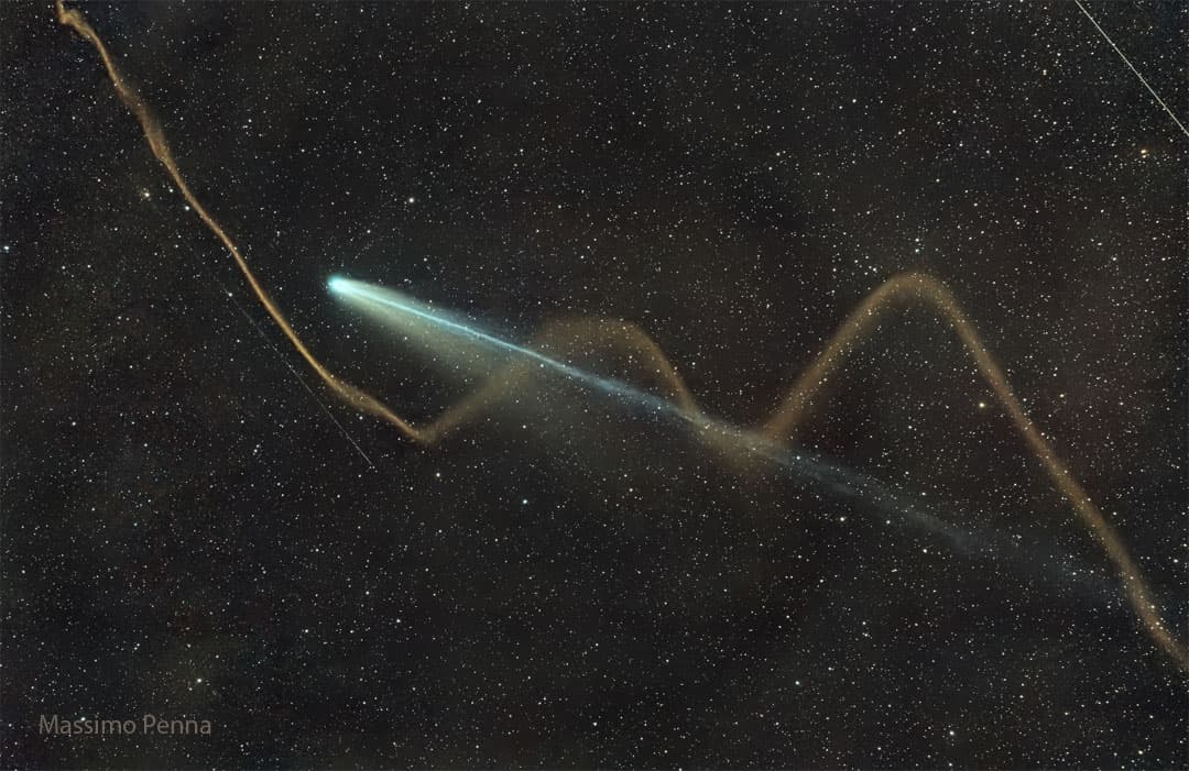 APOD: Two Tails of Comet Lemmon - October 27, 2025