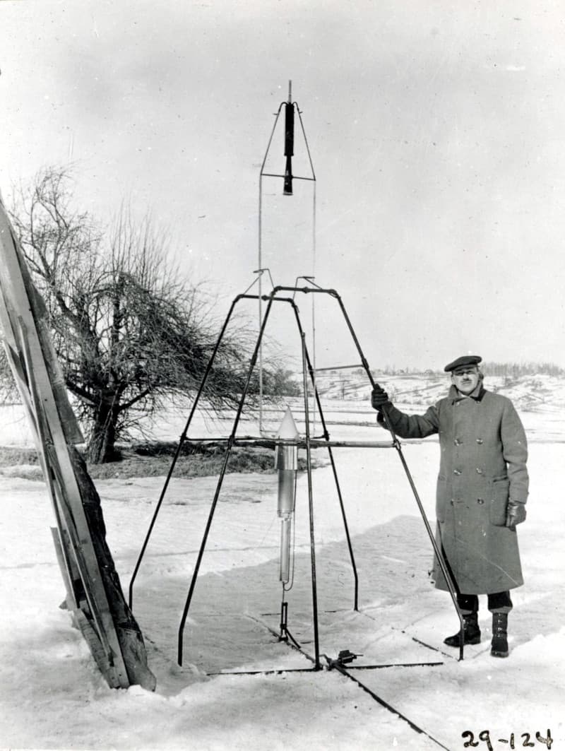 NASA Astronomy Picture of the Day: Robert Goddard and Nell