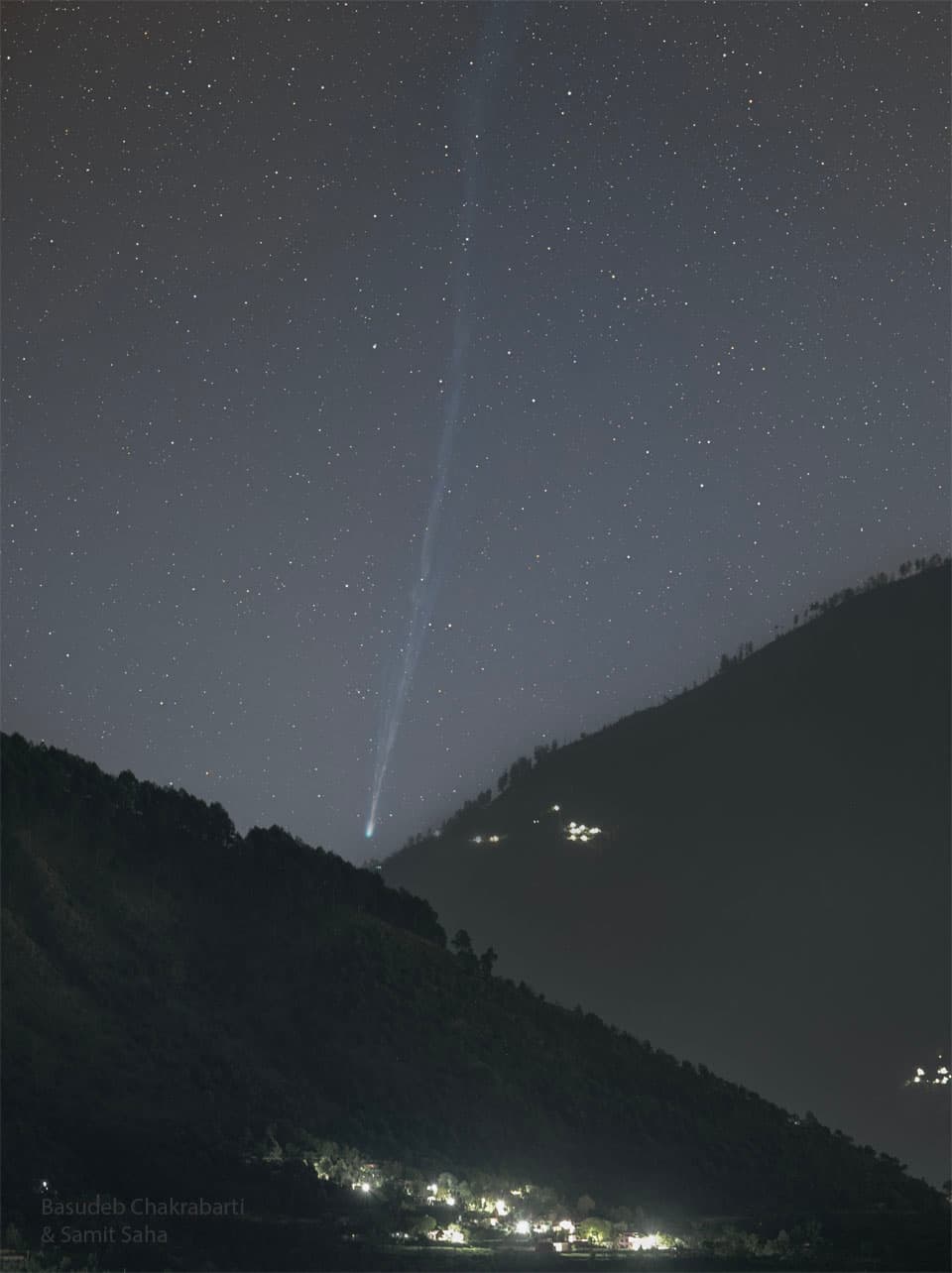 APOD: Comet R3 PanSTARRS over a Himalayan Valley - April 20, 2026