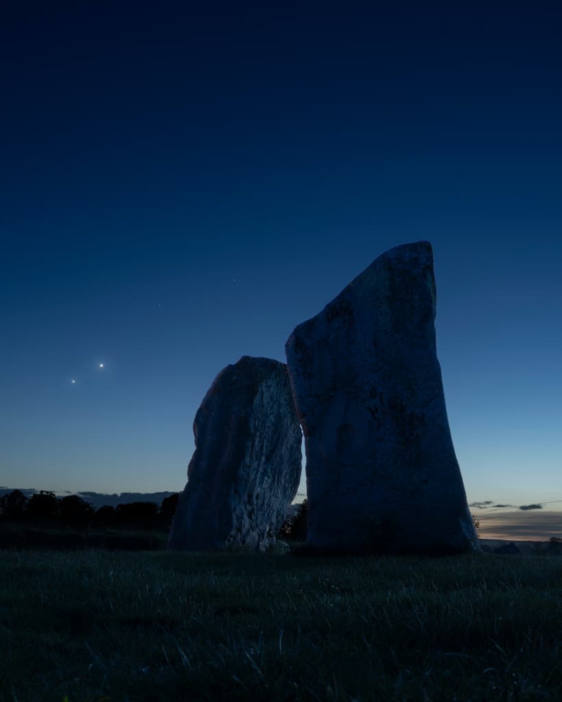 NASA APOD June 12, 2026: Venus and Jupiter: Conjunction from Avebury