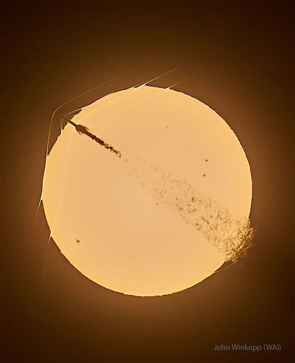 APOD: Triple Shockwave from Sun Crossing Rocket - June 15, 2026