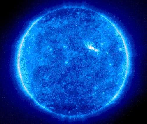 NASA APOD January 6, 1997: Blue Sun Glaring