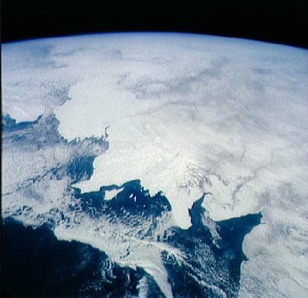 APOD: Water World - May 30, 1998