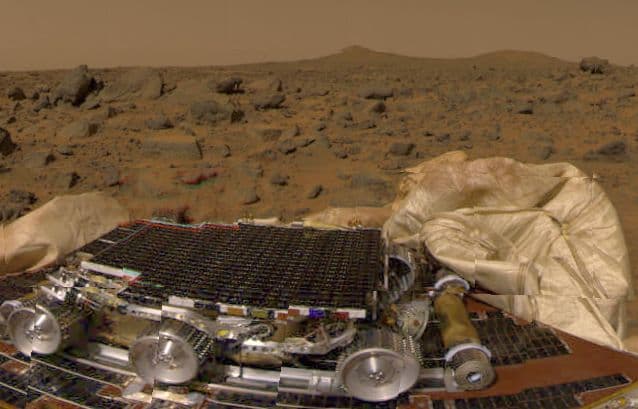 APOD: A Landing On Mars - July 4, 1999