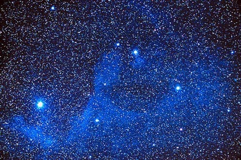 APOD: Starlight Reflections - April 14, 1998