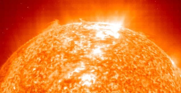 APOD: A Great Day For SOHO - October 15, 1998