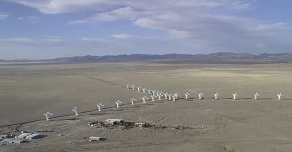 APOD: A Very Large Array of Radio Telescopes - June 20, 1999