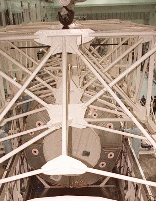 NASA image: KSC-00PP-1942