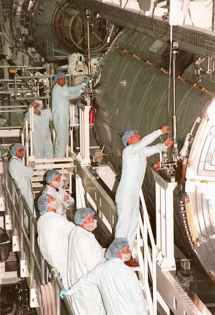NASA image: KSC-00PP-1943