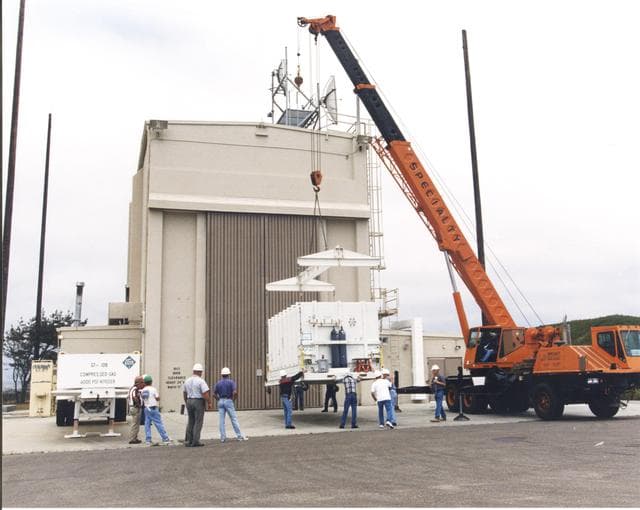 NASA image: KSC-00VAFBDIG-002
