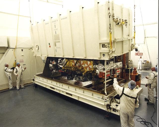 NASA image: KSC-00VAFBDIG-004
