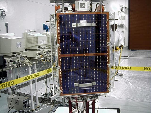 NASA image: KSC-01KODI-067