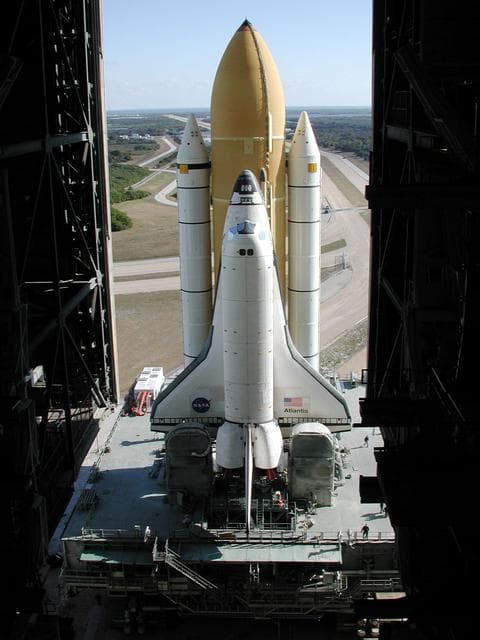NASA image: KSC-01PADIG-003