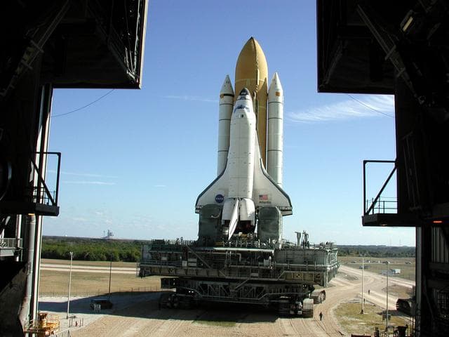 NASA image: KSC-01PADIG-004
