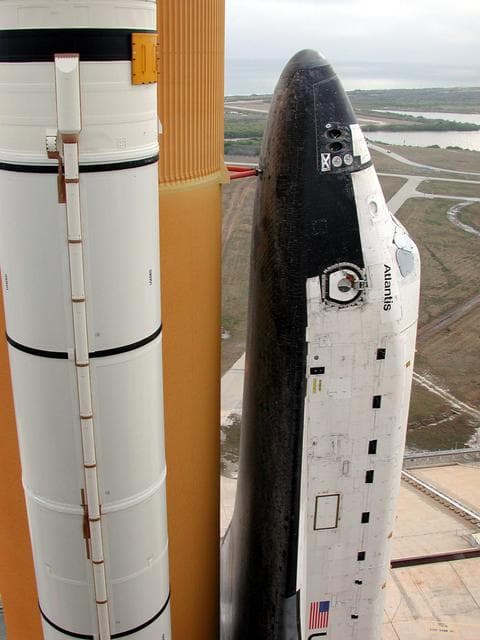 NASA image: KSC-01PADIG-018