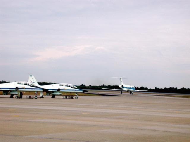 NASA image: KSC-01PADIG-045