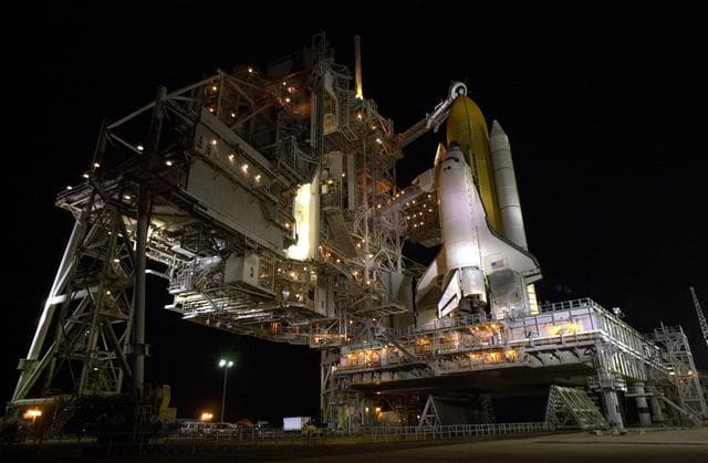 NASA image: KSC-01PADIG-053