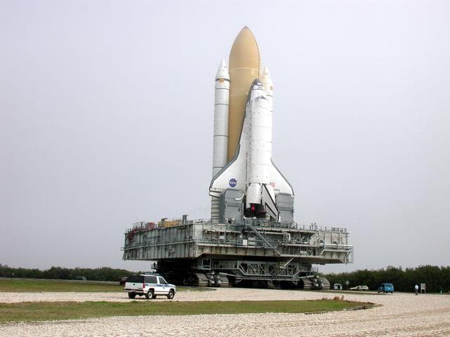NASA image: KSC-01PADIG-072
