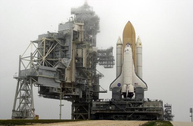 NASA image: KSC-01PADIG-077
